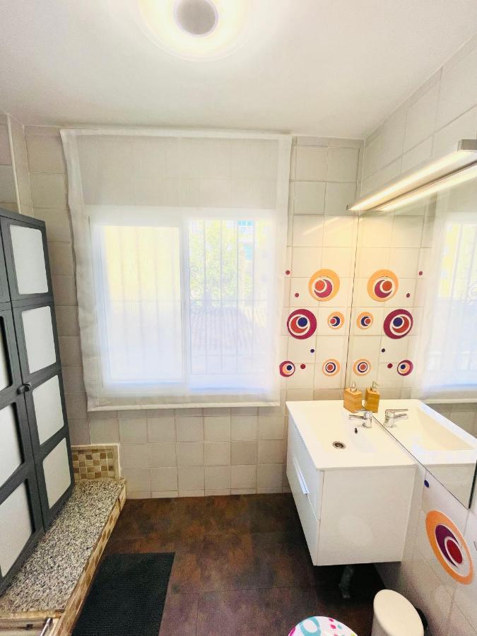 Bonito Apartamento Junto A Playa Centro Фуeнхирола Екстериор снимка
